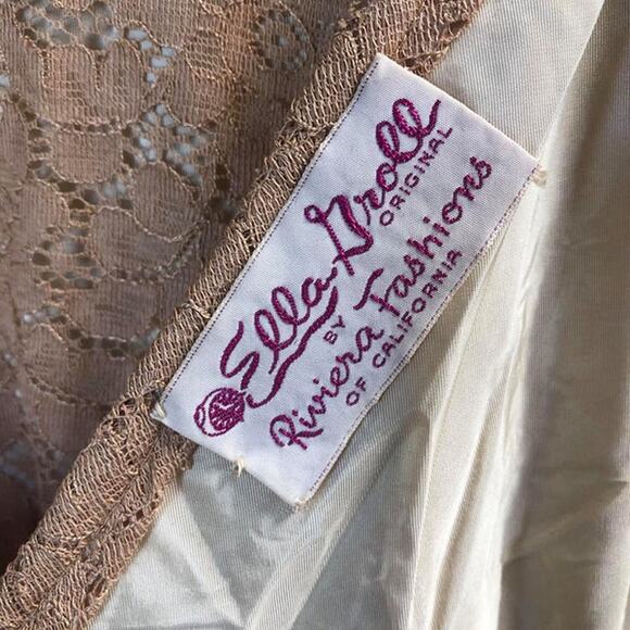 Vintage 1950s Butterscotch Fit-And-Flare Lace Dress Small - Picture 7 of 7